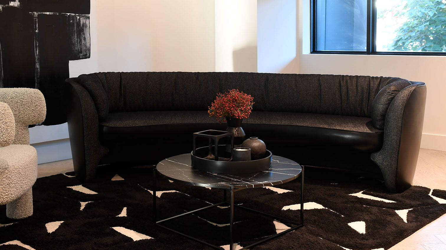 Utility Meets Style: The Ideal Sofa For Your Home Office