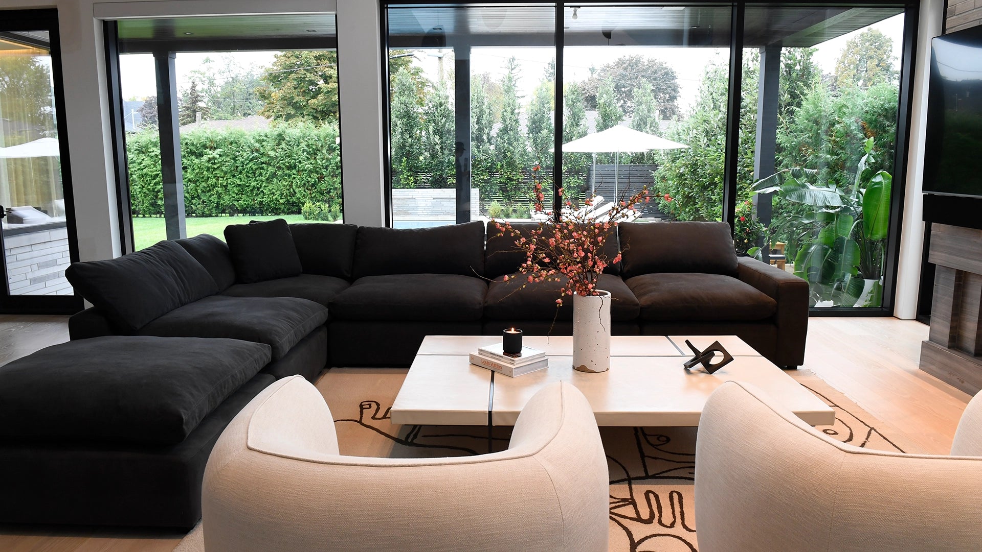 FROM CONCEPT TO CREATION: A GLIMPSE INTO FICARI'S DESIGN AND MANUFACTURING PROCESS