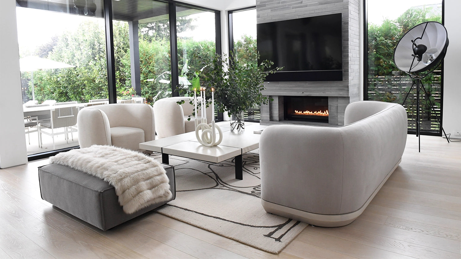 Curved Furniture: Shaped To Create a Sense of Warmth And Inviting Energy To Any Space