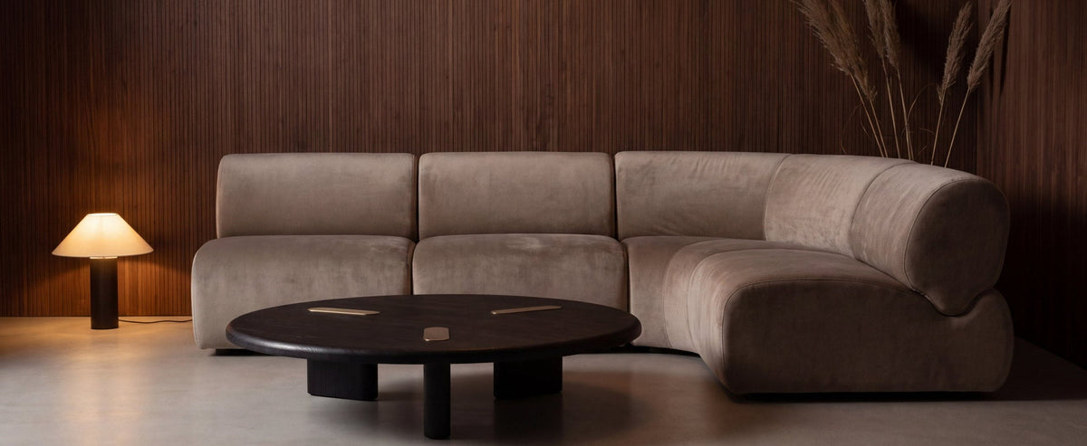 Sofas & Sectionals
